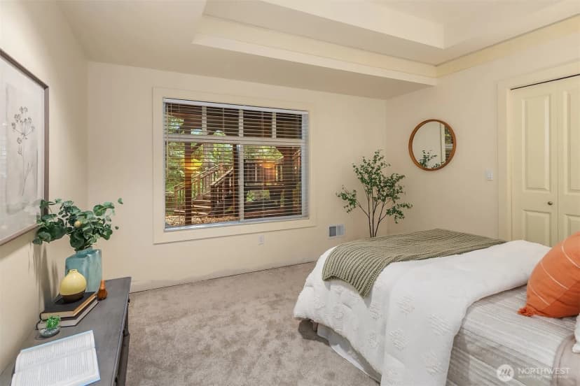 Property photo for 5245 Jung Frau Place Nw, Issaquah photo 35
