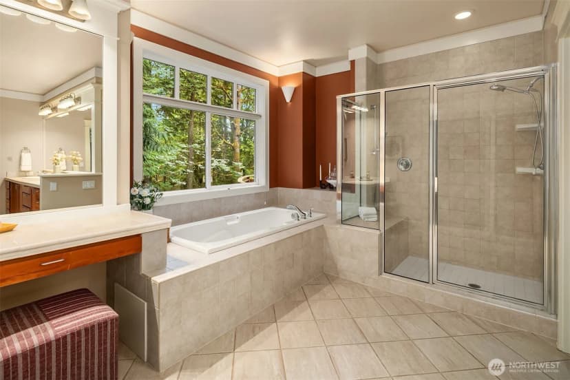 Property photo for 5245 Jung Frau Place Nw, Issaquah photo 21