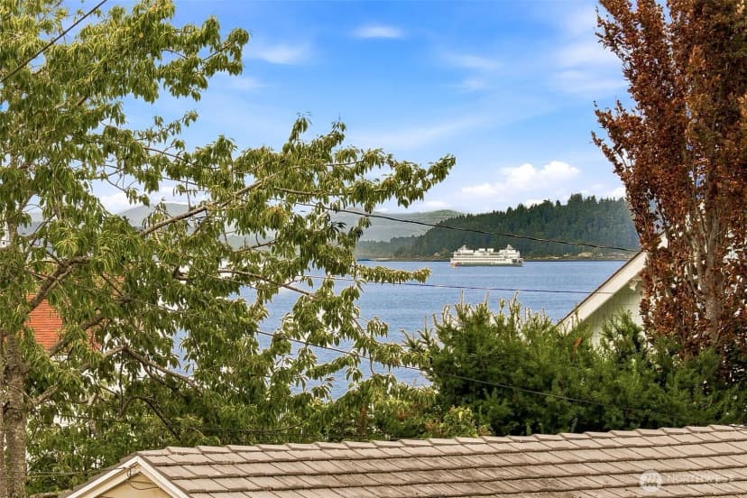Property photo for 3151 Alki Avenue Sw #11, Seattle photo 15