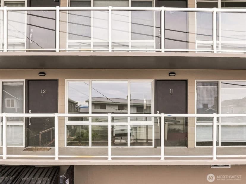 Property photo for 3151 Alki Avenue Sw #11, Seattle photo 17