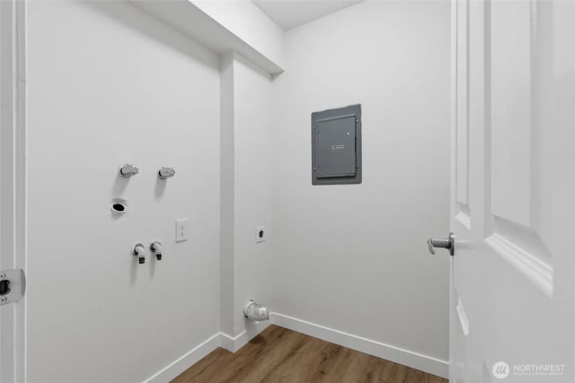 Property photo for 17417 Ashworth Avenue N #202, Shoreline photo 12