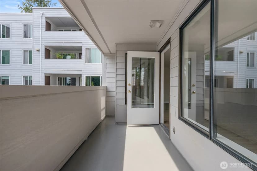 Property photo for 17417 Ashworth Avenue N #202, Shoreline photo 11