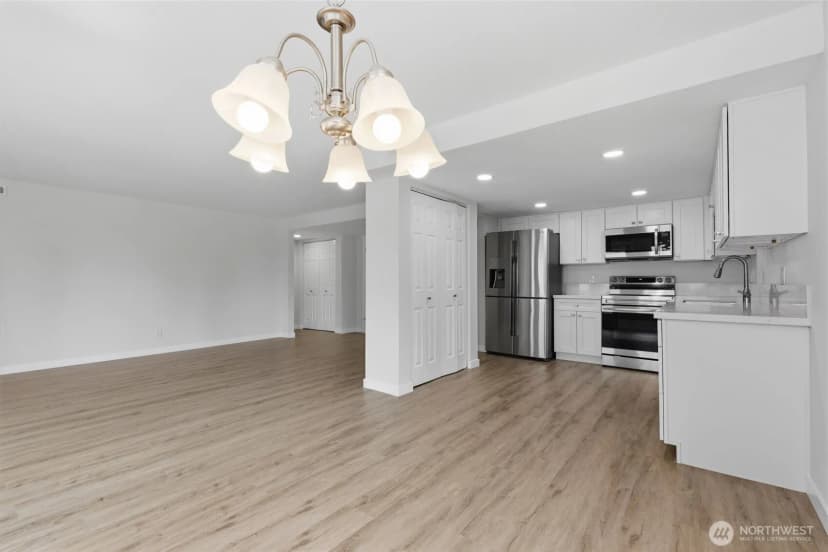 Property photo for 17417 Ashworth Avenue N #202, Shoreline photo 5