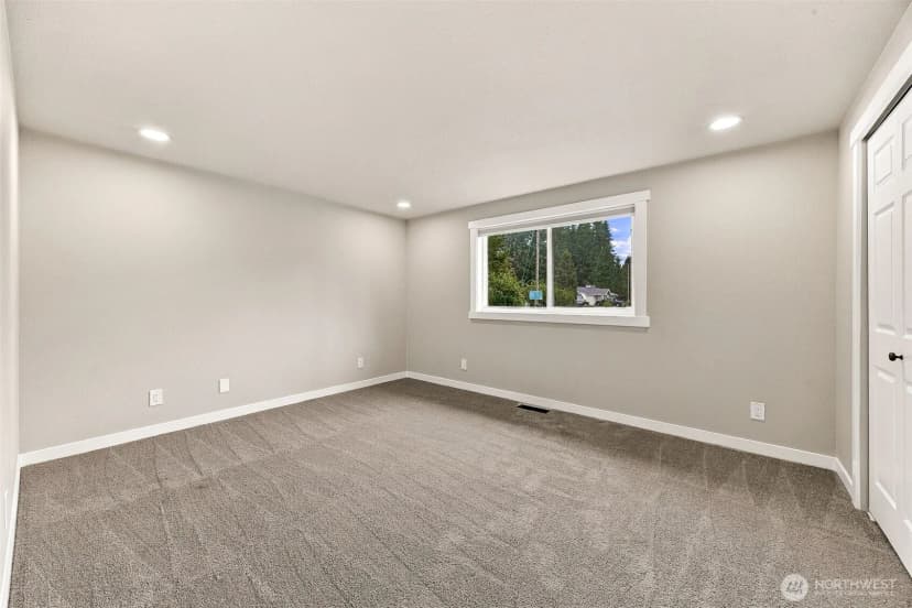 Property photo for 6702 120th Street E, Puyallup photo 17
