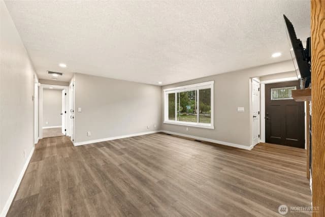 Property photo for 6702 120th Street E, Puyallup photo 4