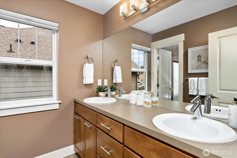 Property photo for 5925 31st Avenue Sw, Seattle photo 22