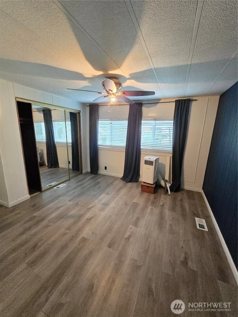 Property photo for 900 29th Street Se #d-9, Auburn photo 34