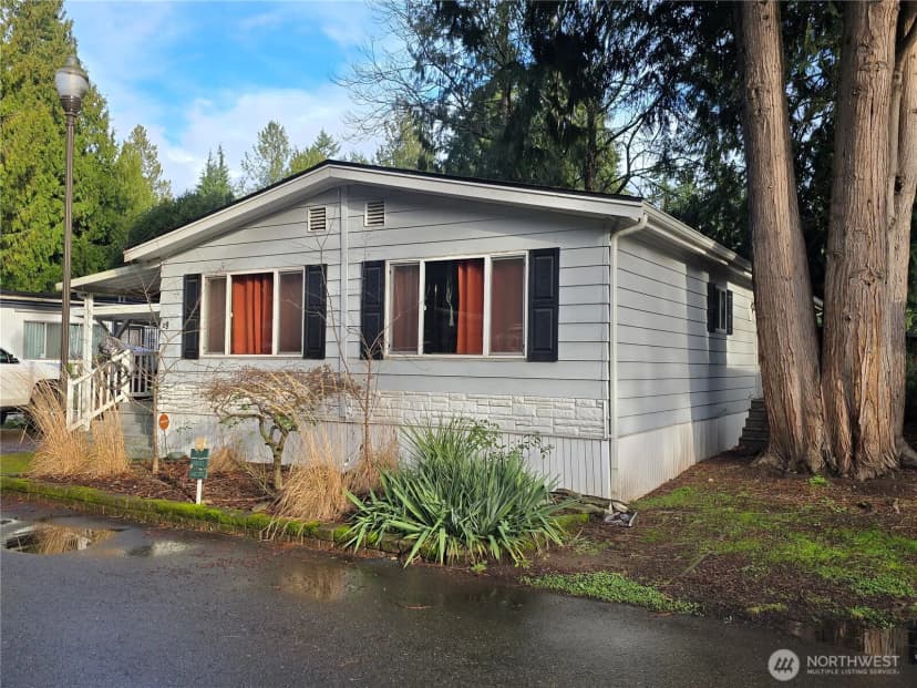 Property photo for 900 29th Street Se #d-9, Auburn photo 2
