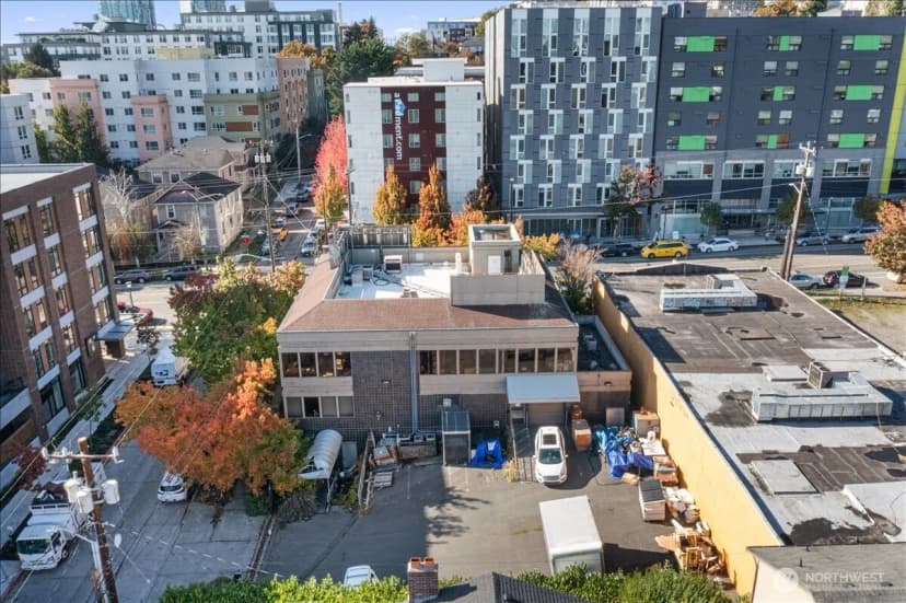 Property photo for 150 12th Avenue, Seattle photo 12