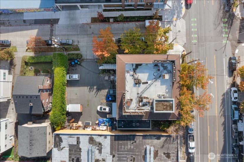 Property photo for 150 12th Avenue, Seattle photo 8
