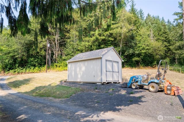 Property photo for 420 Proffitt Road, Centralia photo 4