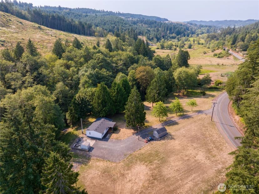 Property photo for 420 Proffitt Road, Centralia photo 5