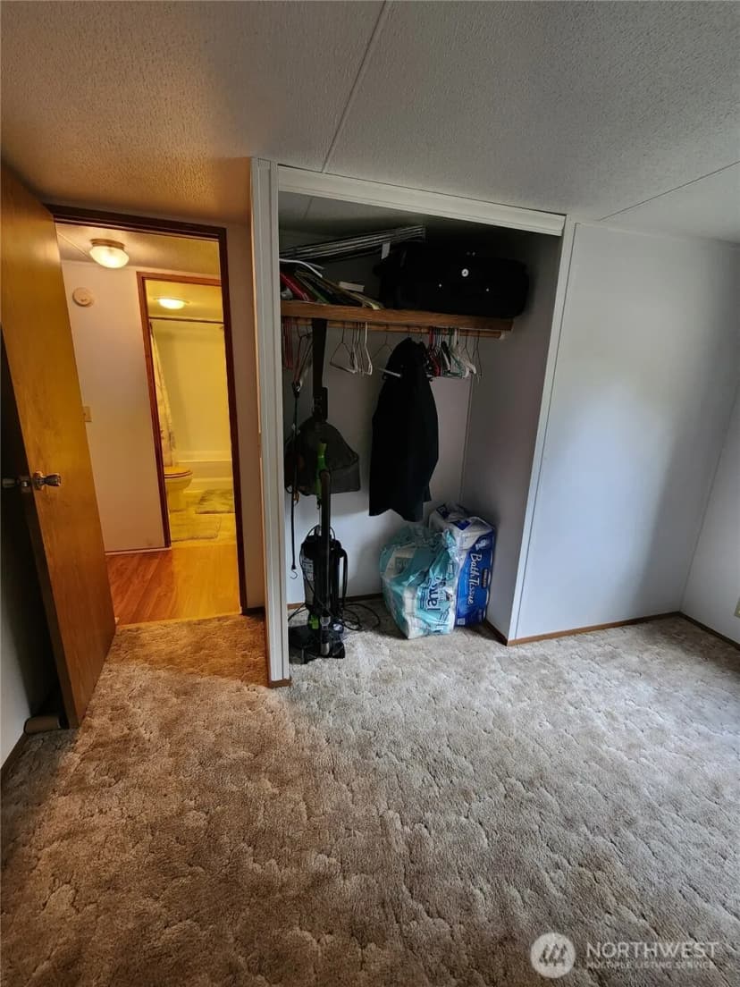 Property photo for 420 Proffitt Road, Centralia photo 15