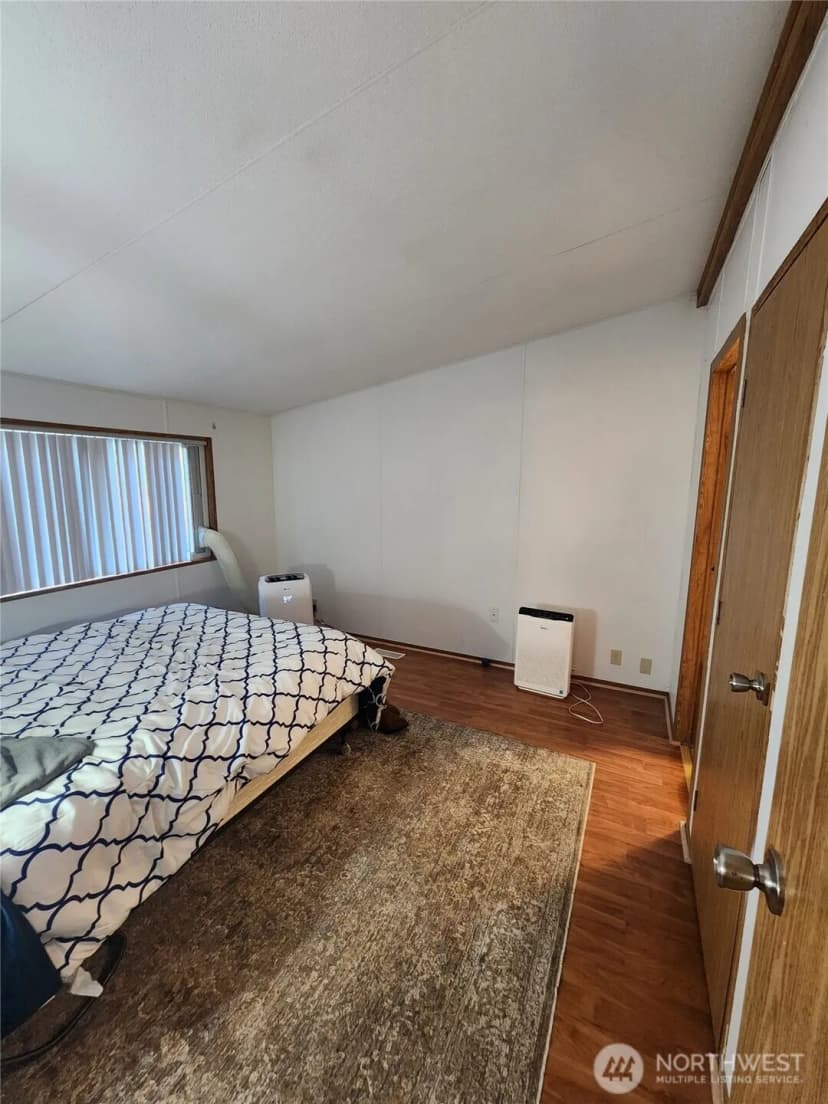 Property photo for 420 Proffitt Road, Centralia photo 13