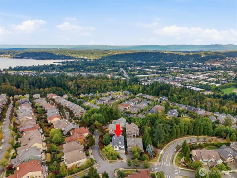 Property photo for 698 Summerhill Ridge Drive Nw, Issaquah photo 39