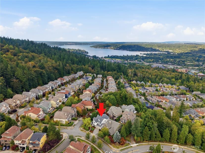 Property photo for 698 Summerhill Ridge Drive Nw, Issaquah photo 37