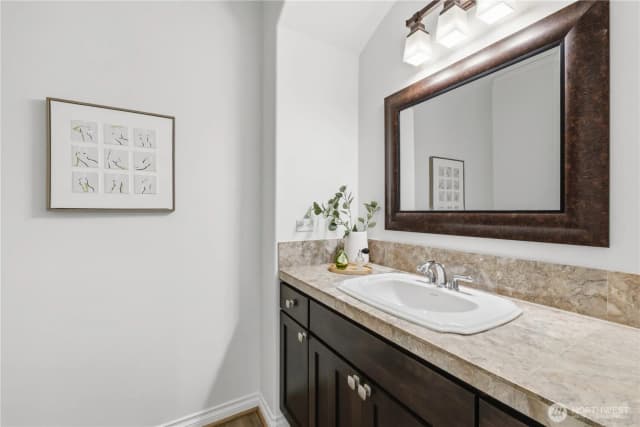 Property photo for 698 Summerhill Ridge Drive Nw, Issaquah photo 5