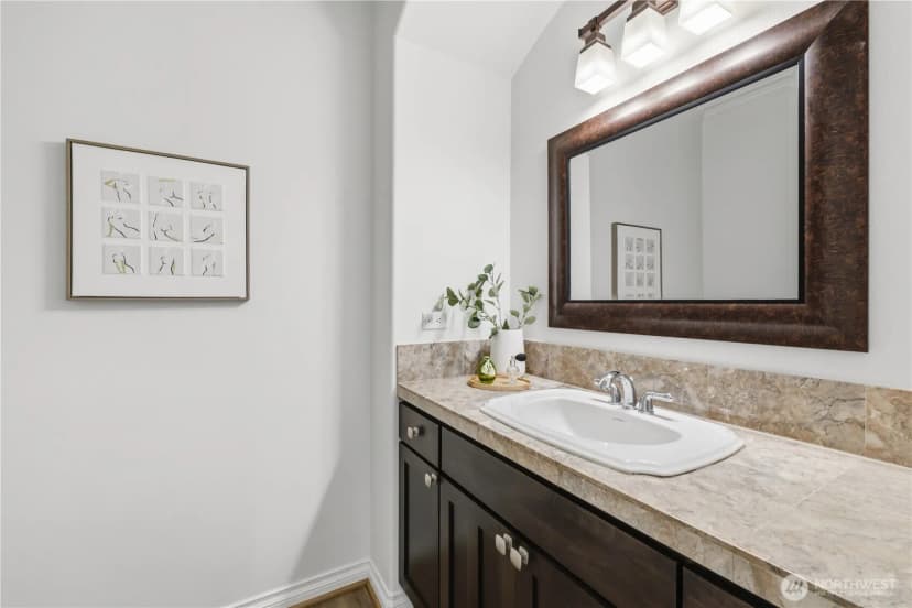 Property photo for 698 Summerhill Ridge Drive Nw, Issaquah photo 5