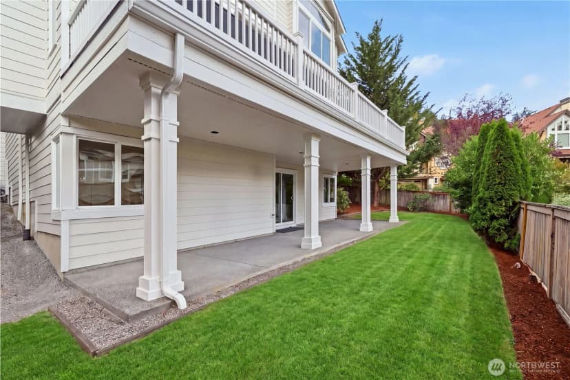 Property photo for 698 Summerhill Ridge Drive Nw, Issaquah photo 33