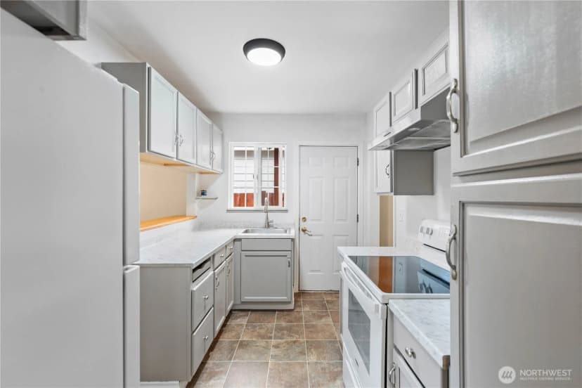 Property photo for 905 Kittitas St, Wenatchee photo 21