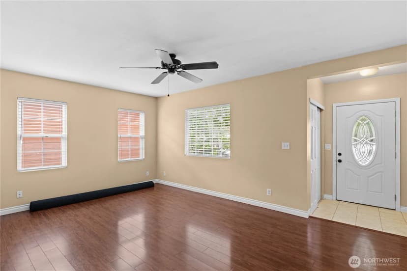 Property photo for 905 Kittitas St, Wenatchee photo 11