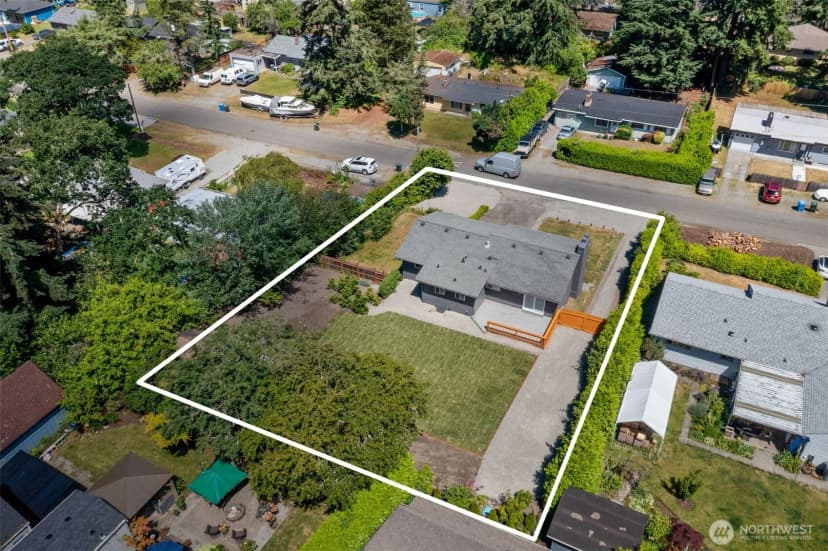 Property photo for 8712 Wildwood Avenue Sw, Lakewood photo 36