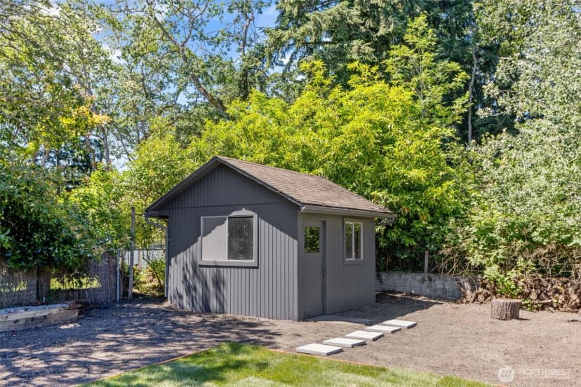 Property photo for 8712 Wildwood Avenue Sw, Lakewood photo 33