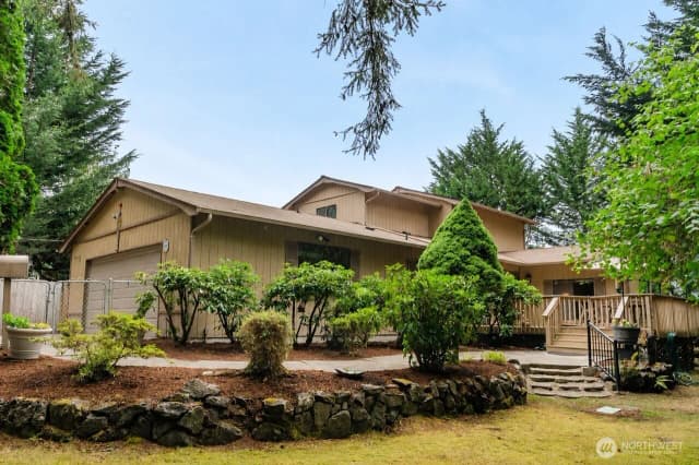Property photo for 9215 96th Street Nw, Gig Harbor photo 3