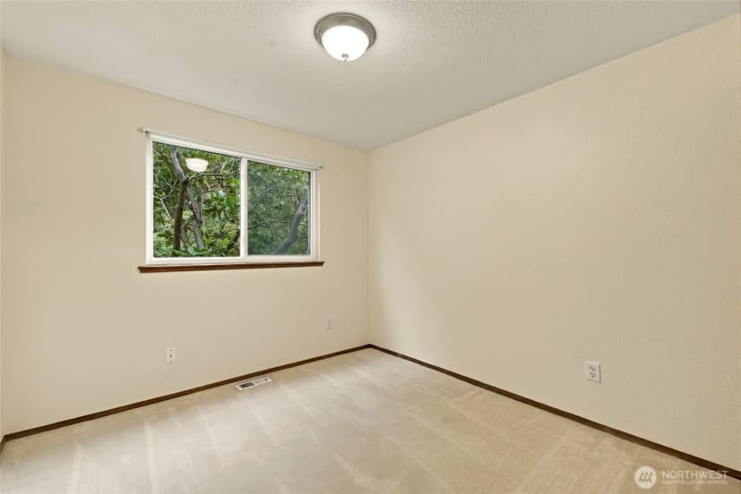 Property photo for 8905 62nd Drive Ne, Marysville photo 25