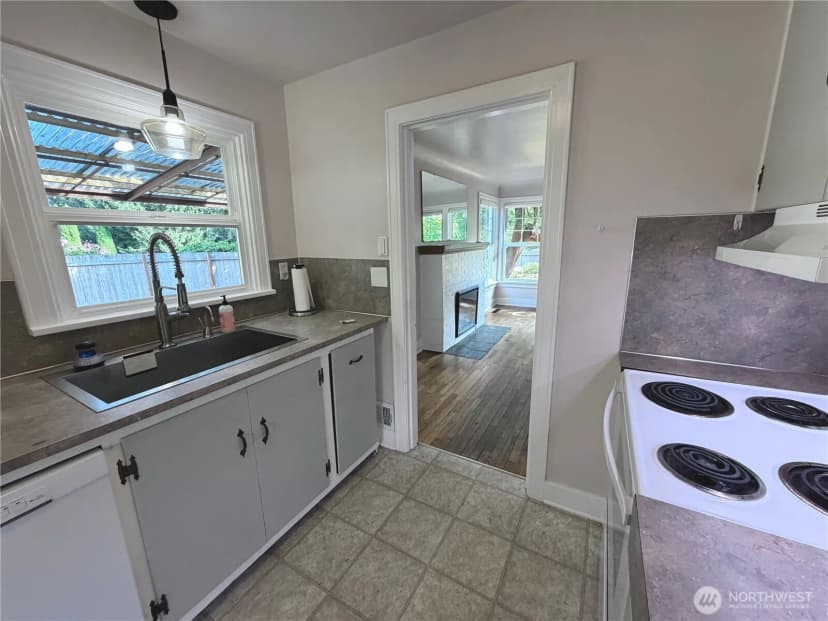 Property photo for 1410 Middle Street Se, Olympia photo 13