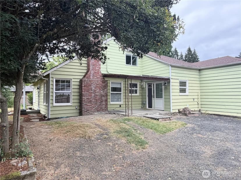 Property photo for 1410 Middle Street Se, Olympia photo 3