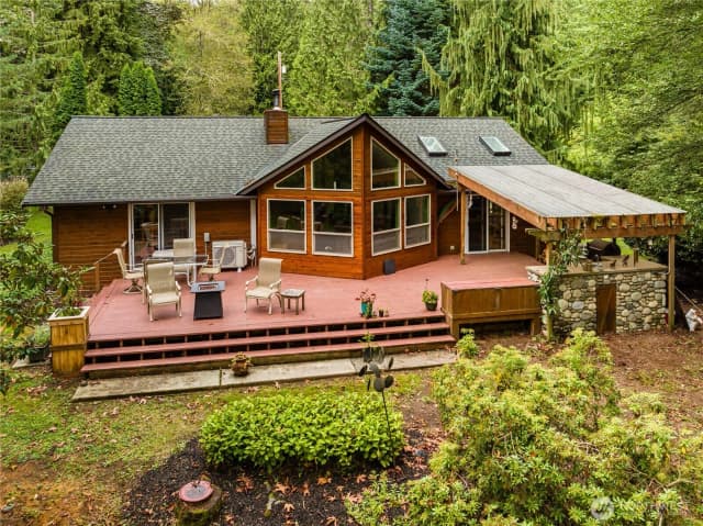 Property photo for 12502 Smokes Road, Arlington