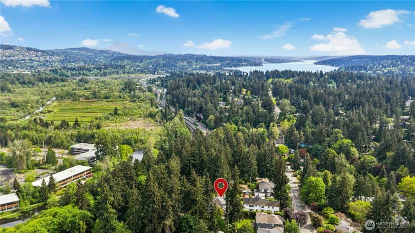 Property photo for 10806 Se 16th Street, Bellevue photo 37