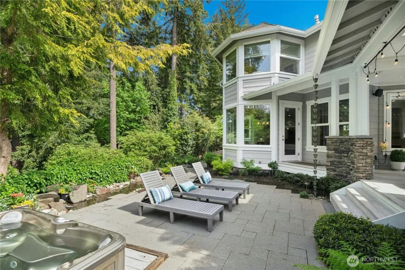 Property photo for 10806 Se 16th Street, Bellevue photo 29