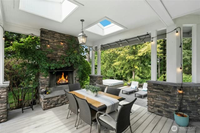 Property photo for 10806 Se 16th Street, Bellevue photo 5