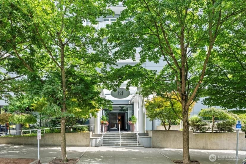 Property photo for 121 Vine Street #1404, Seattle photo 6