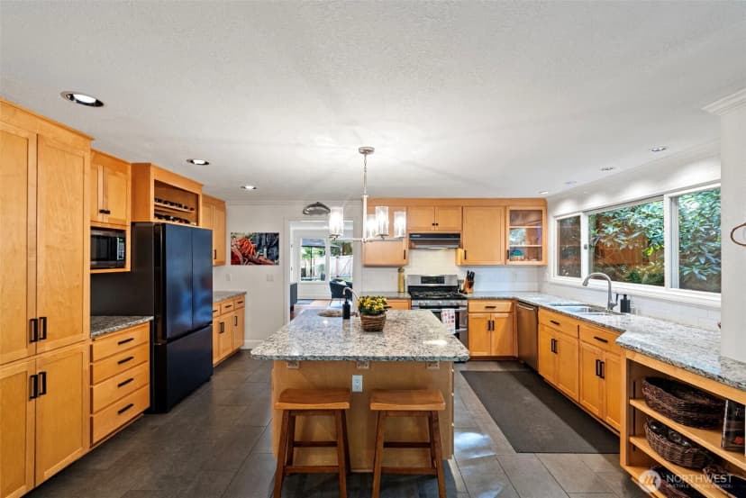 Property photo for 2410 55th Street Ct Nw, Gig Harbor photo 16