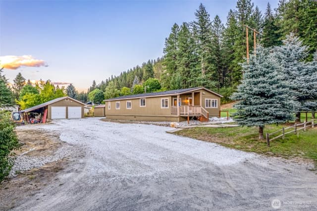 Property photo for 47 Oak Orchard Lane, Leavenworth photo 2