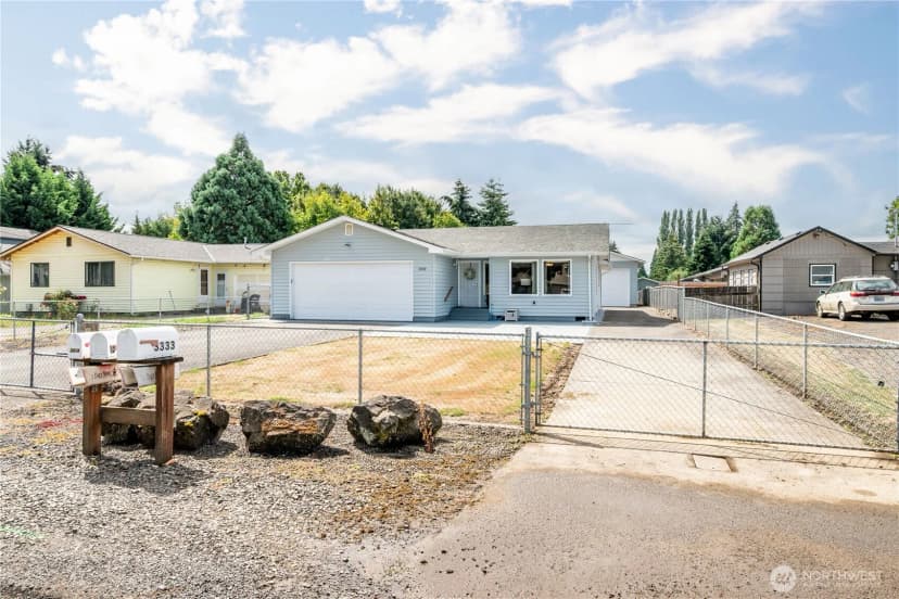 Property photo for 3333 Pennsylvania Street, Longview photo 37