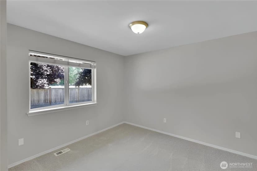 Property photo for 14717 147th Street E, Orting photo 28