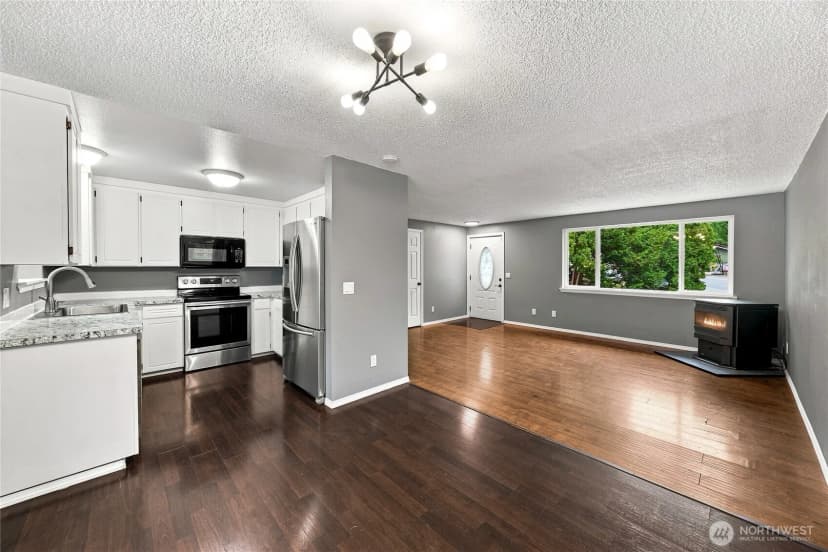 Property photo for 24418 Terrace Place, Black Diamond photo 8