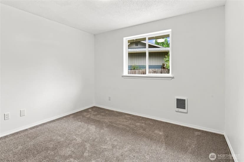 Property photo for 24418 Terrace Place, Black Diamond photo 16