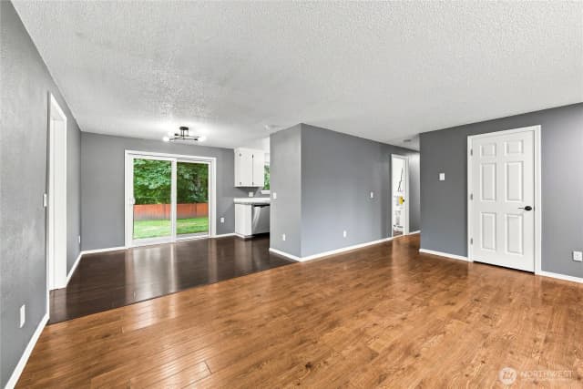 Property photo for 24418 Terrace Place, Black Diamond photo 5
