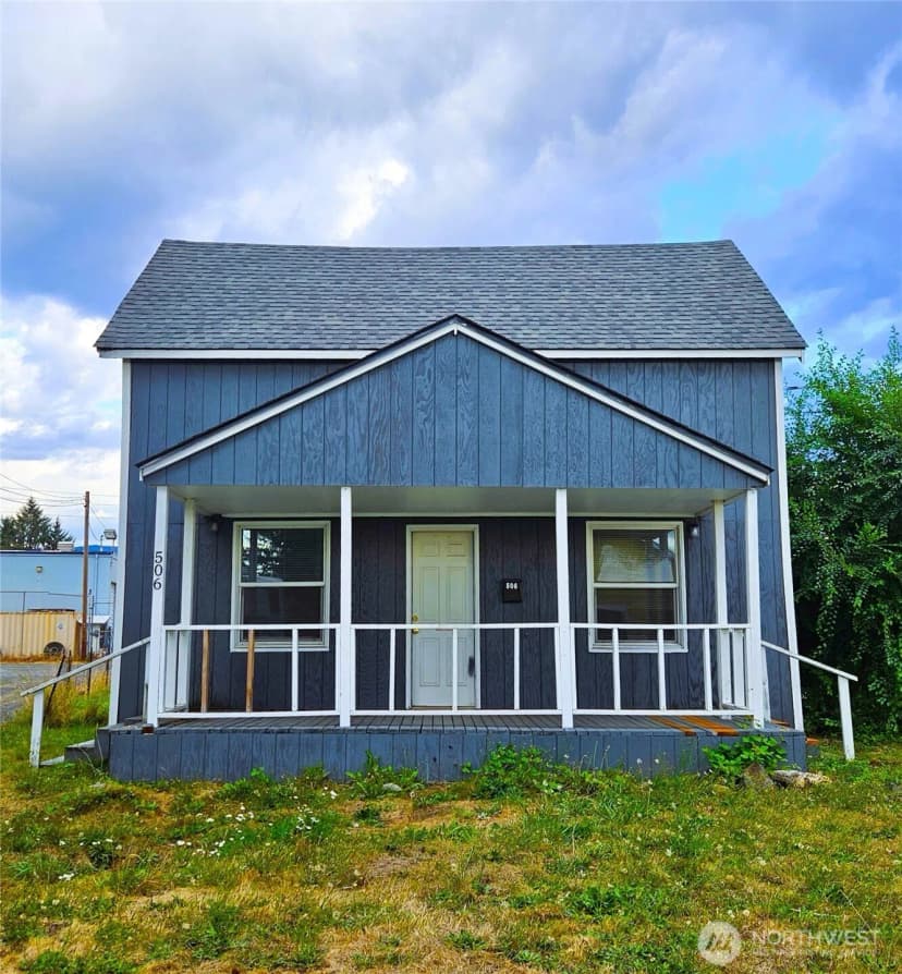 Property photo for 506 S 6th Avenue, Kelso