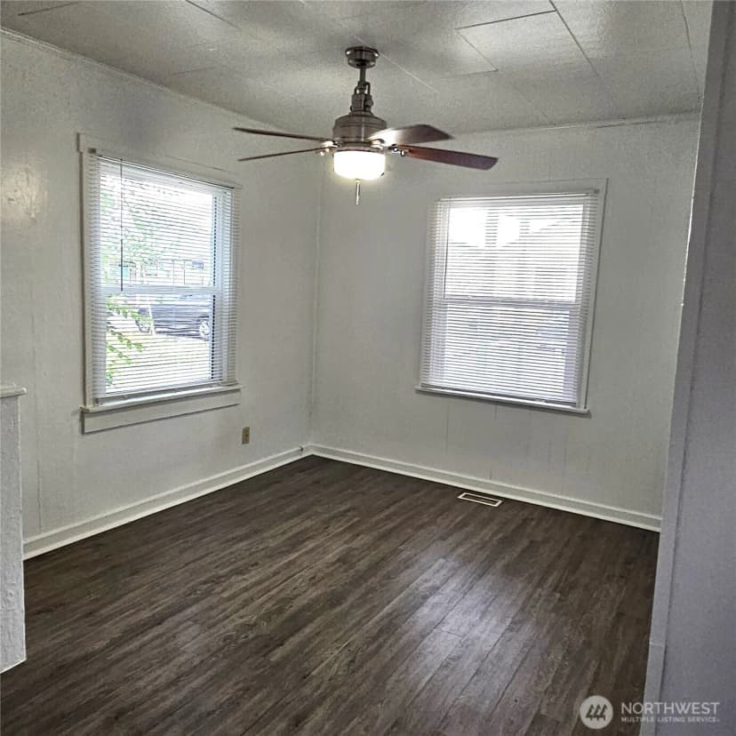 Property photo for 506 S 6th Avenue, Kelso photo 9