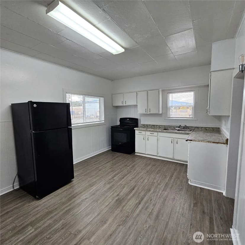 Property photo for 506 S 6th Avenue, Kelso photo 7
