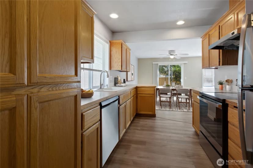 Property photo for 6814 131st Street Ct E, Puyallup photo 18