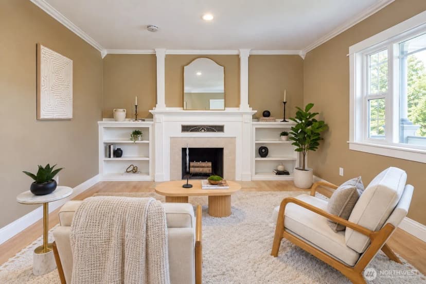 Property photo for 825 Ne 75th Street, Seattle photo 5