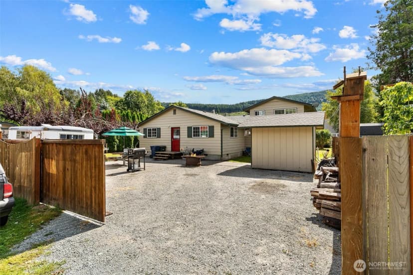 Property photo for 910 Dunlop Street, Sedro Woolley photo 38