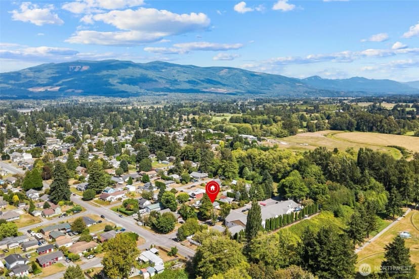 Property photo for 910 Dunlop Street, Sedro Woolley photo 6